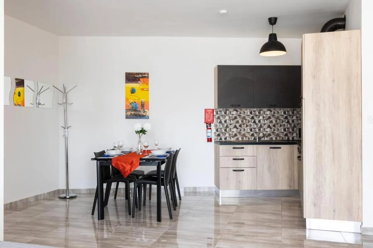 Kalkara - Modern 2 Bedrooms Apt Nb 3 - Happy Rentals Malta