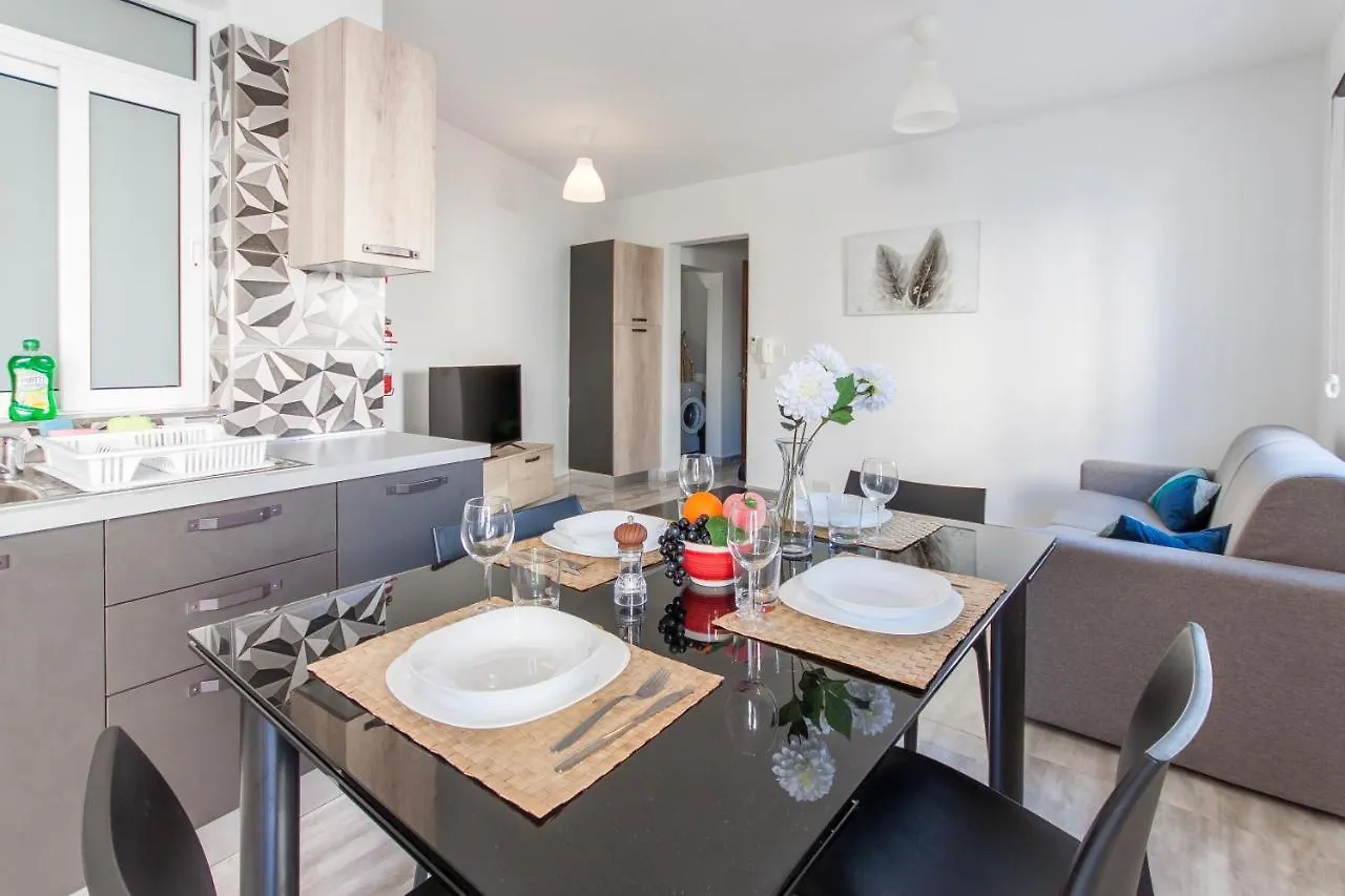 Kalkara - Modern 2 Bedrooms Apt Nb 3 - Happy Rentals 0*,